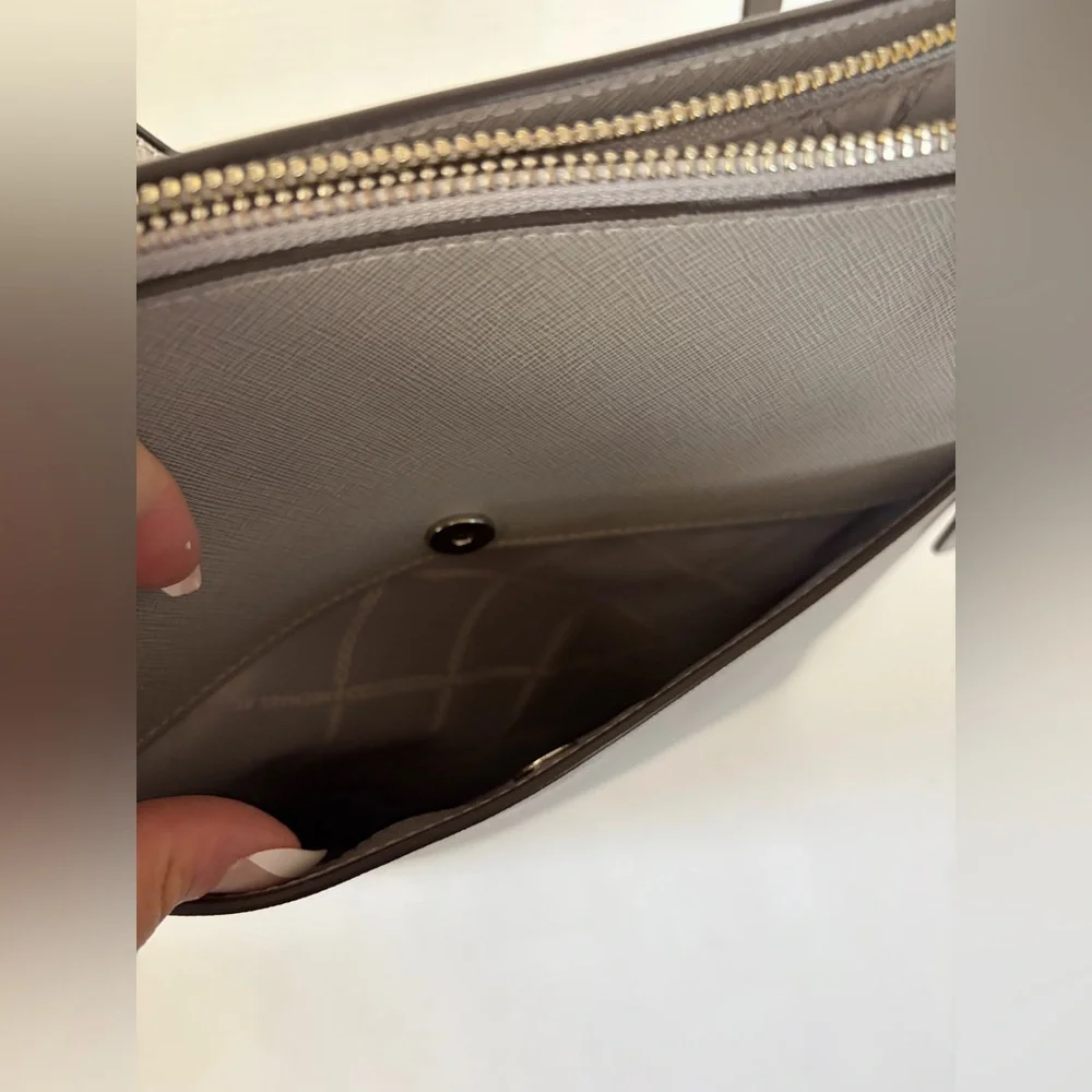 Michael Kors Large grey leather tote - Picture 12 of 12